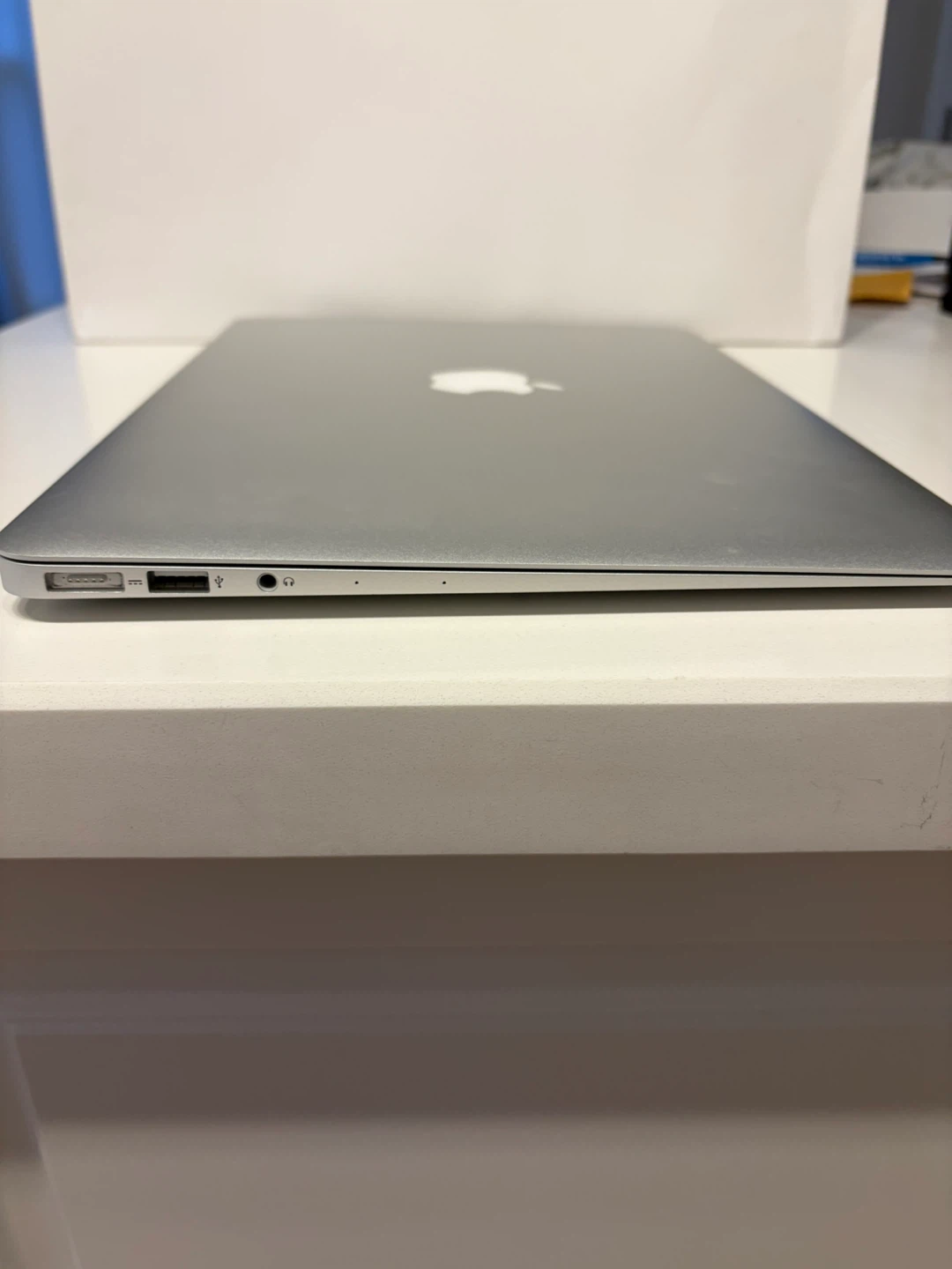 Apple MacBook Air Laptop - photo 3