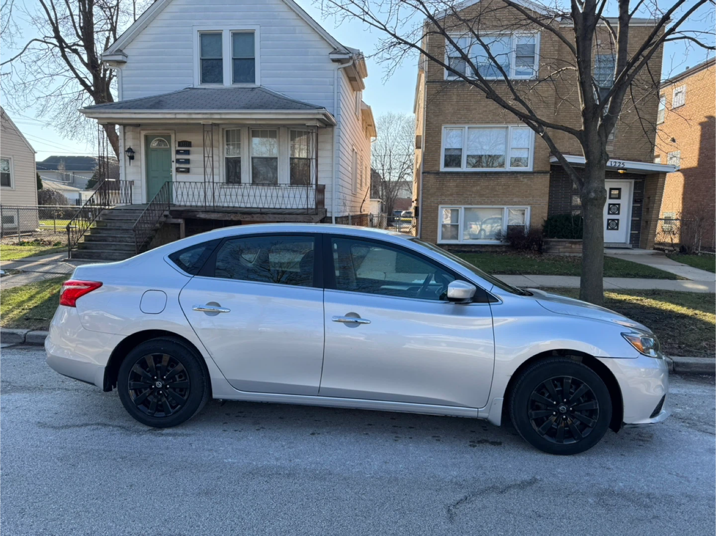 2016 Nissan Sentra S - photo 2