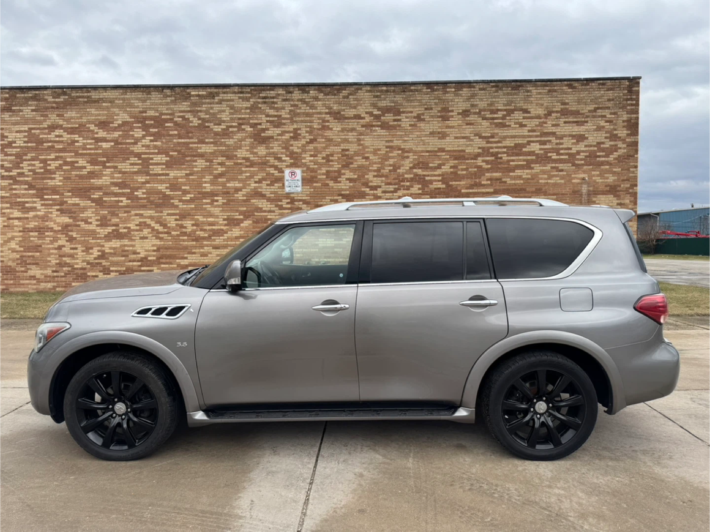 2014 Infiniti QX80 - photo 4