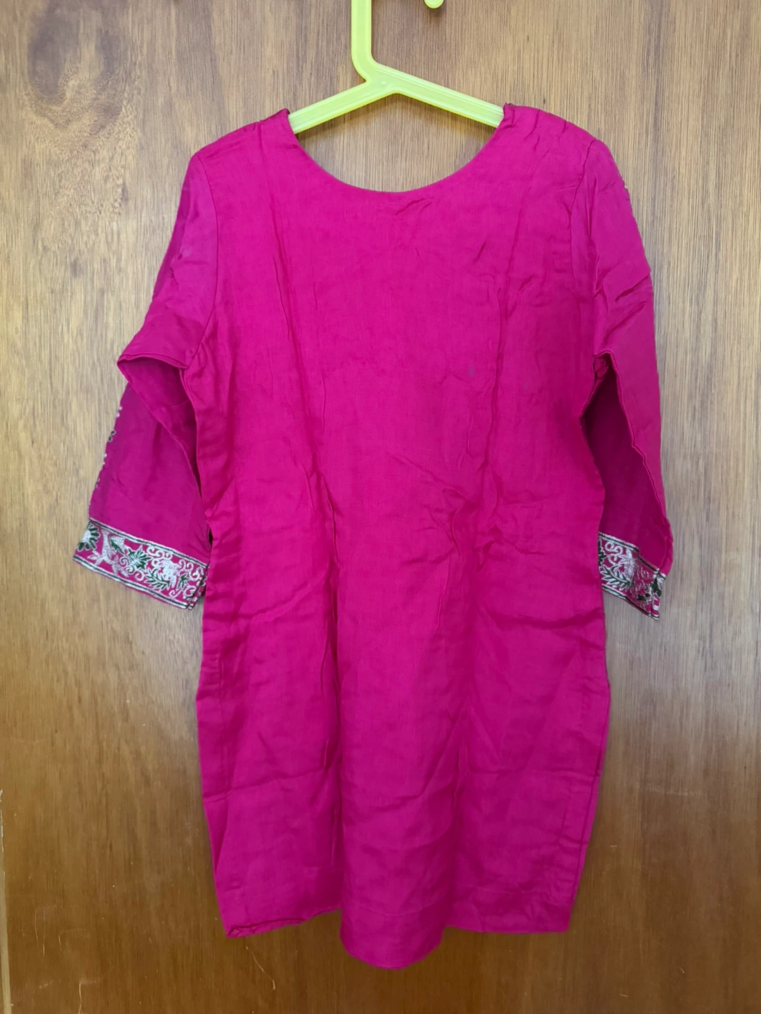Embroidered Pink Kurta and Pants with Dupatta - photo 2