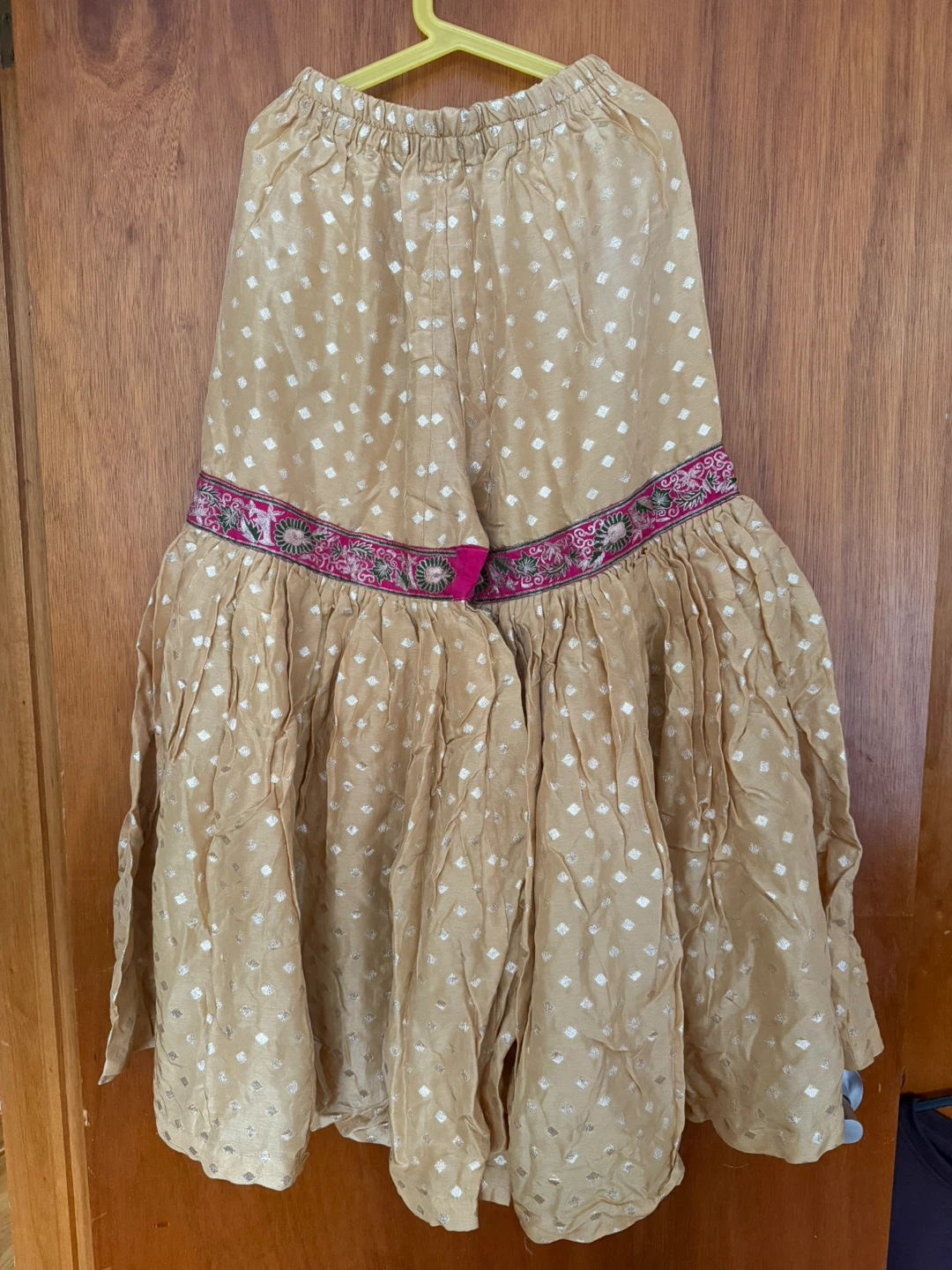 Embroidered Pink Kurta and Pants with Dupatta - photo 5
