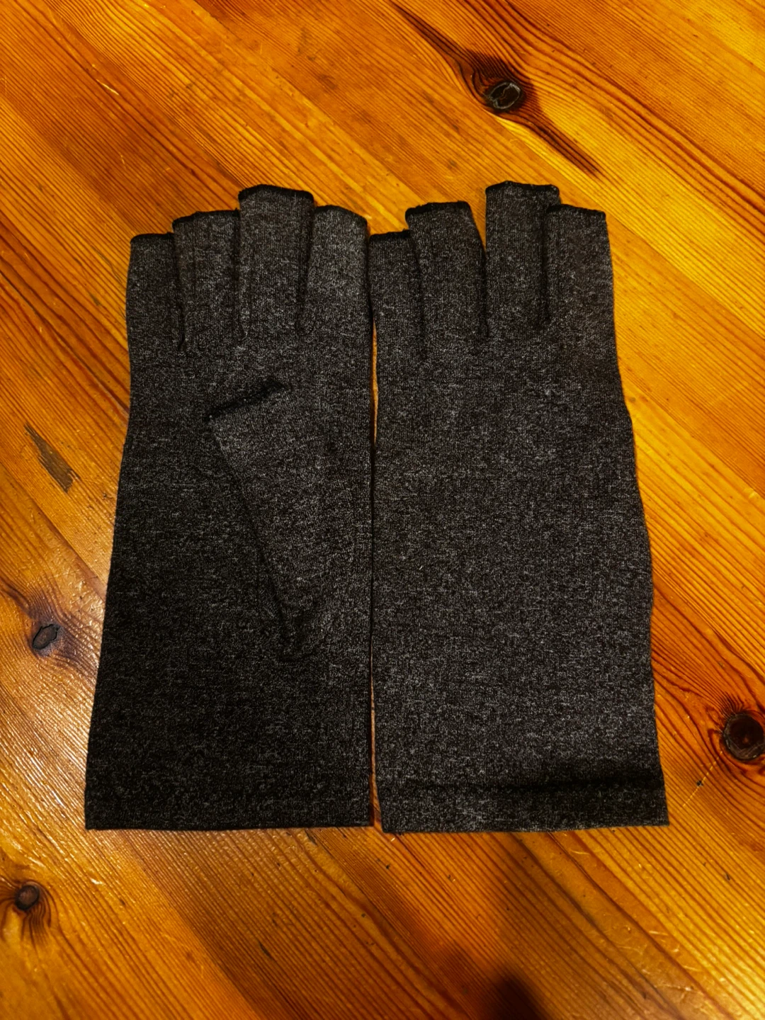 VIVE Fingerless Compression Gloves - Dark Grey - photo 2