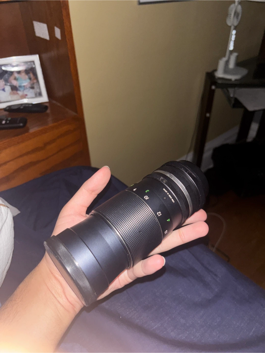 Vivitar 80-200mm f/4 Telephoto Zoom Lens