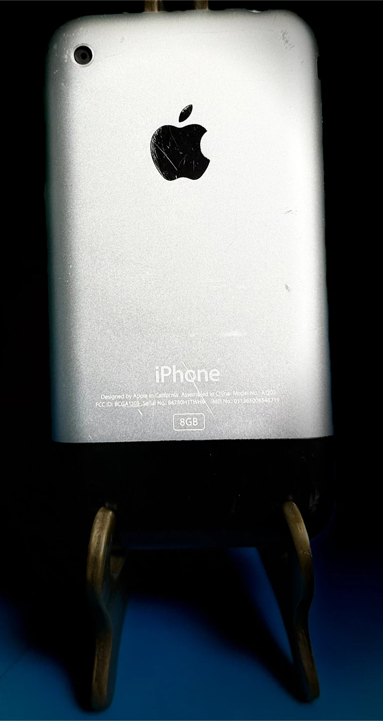 iPhone first Generation - photo 2
