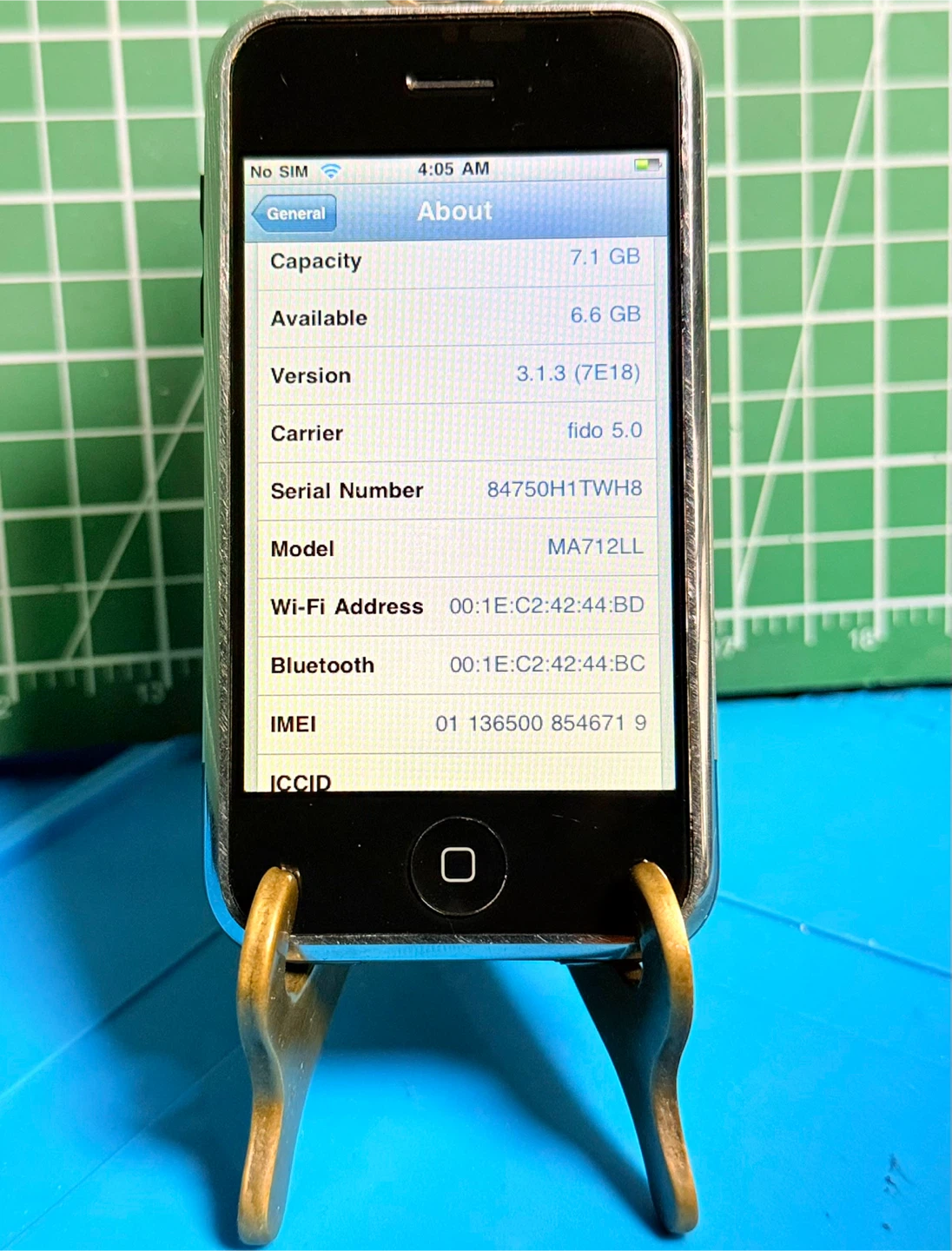 iPhone first Generation - photo 3