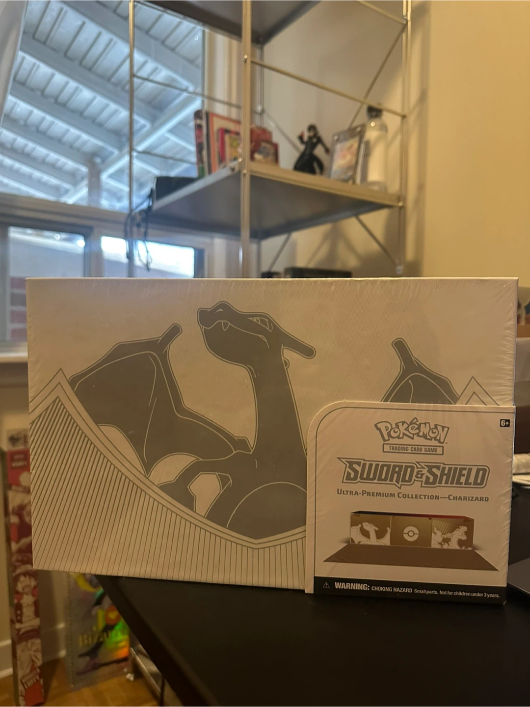 Pokémon Sword & Shield Ultra-Premium Collection Charizard