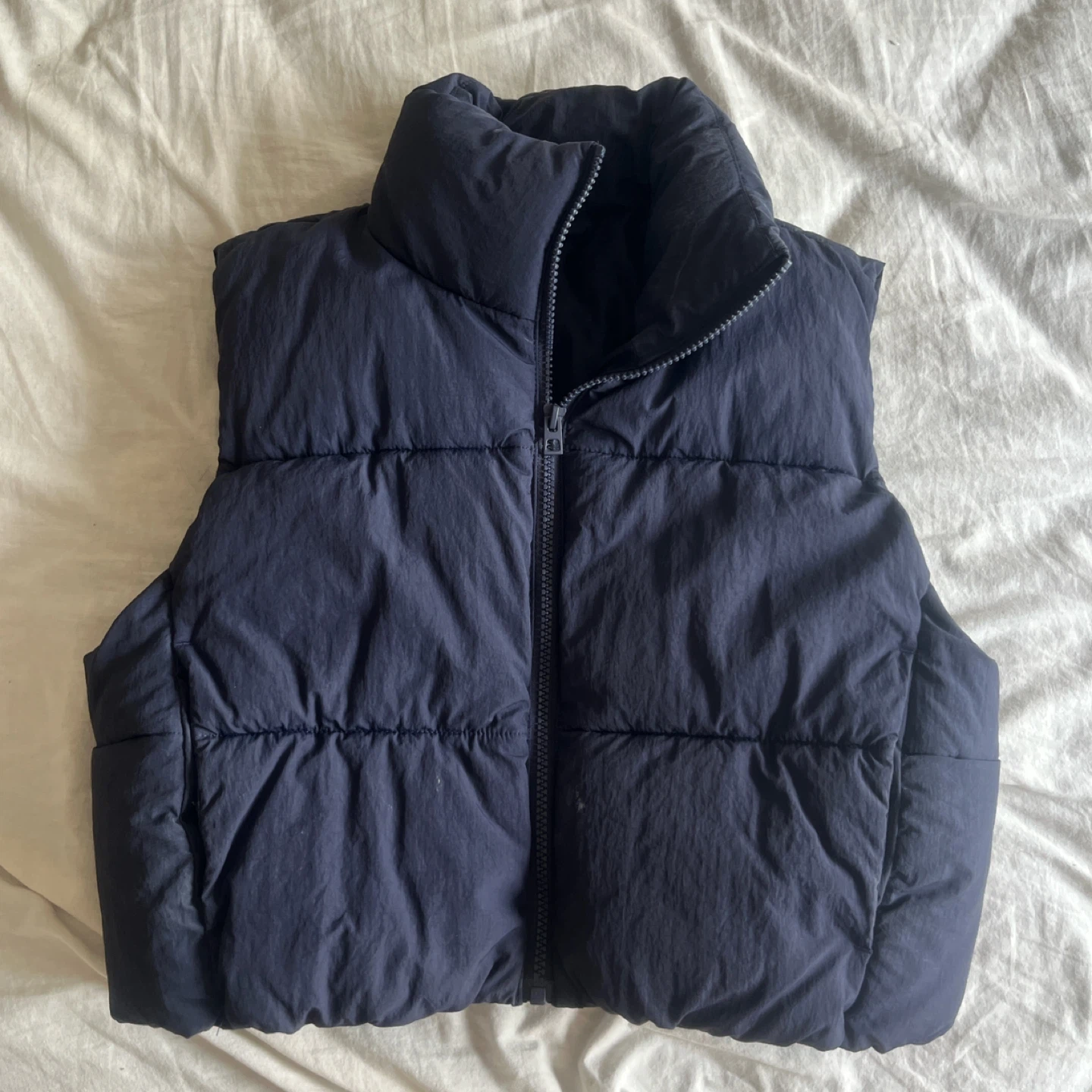 H&M Navy Puffer Vest Size XS