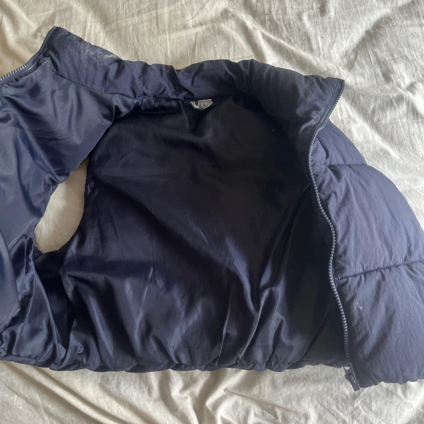 H&M Navy Puffer Vest Size XS - photo 3