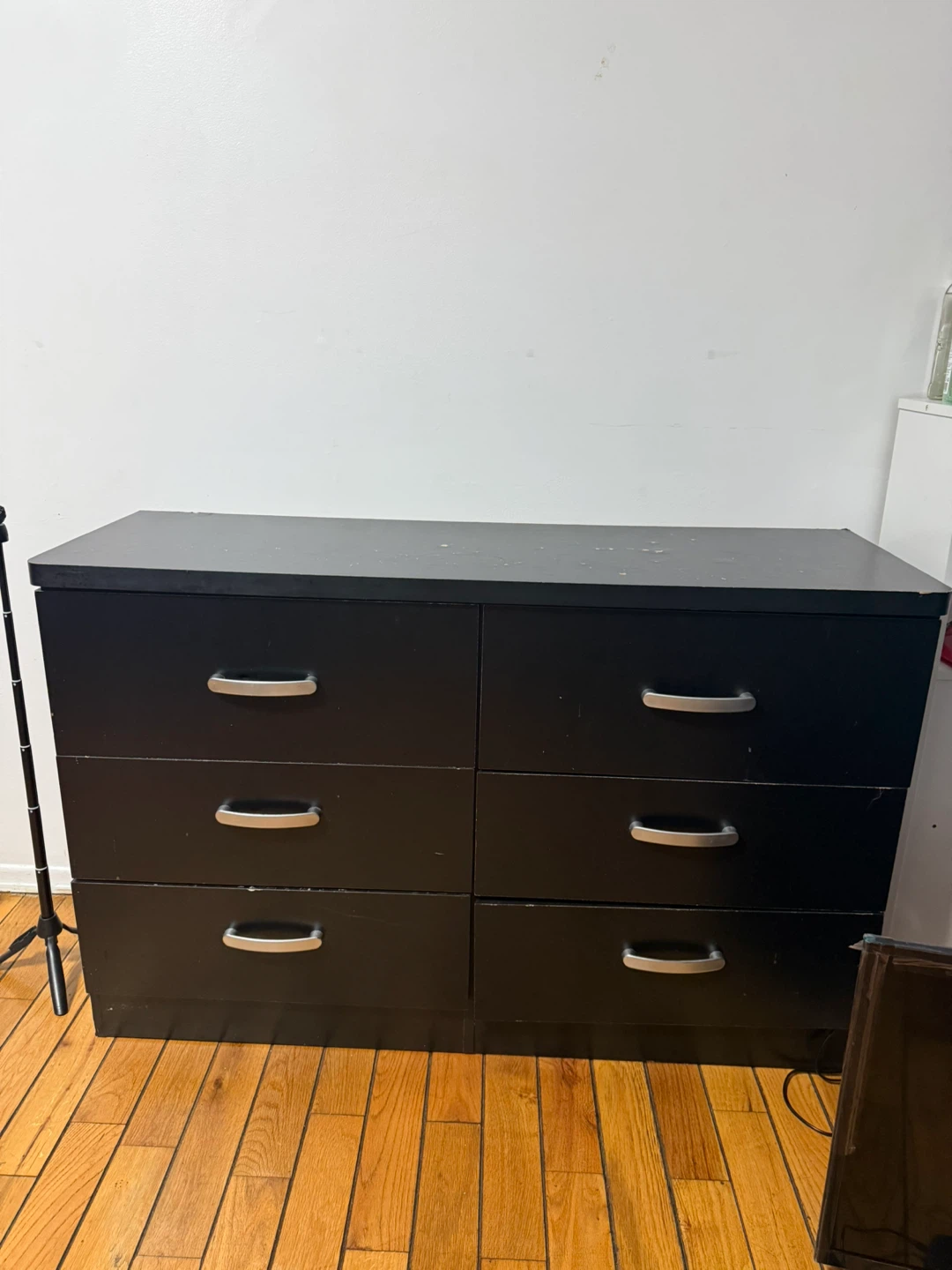 Black 6-Drawer Dresser