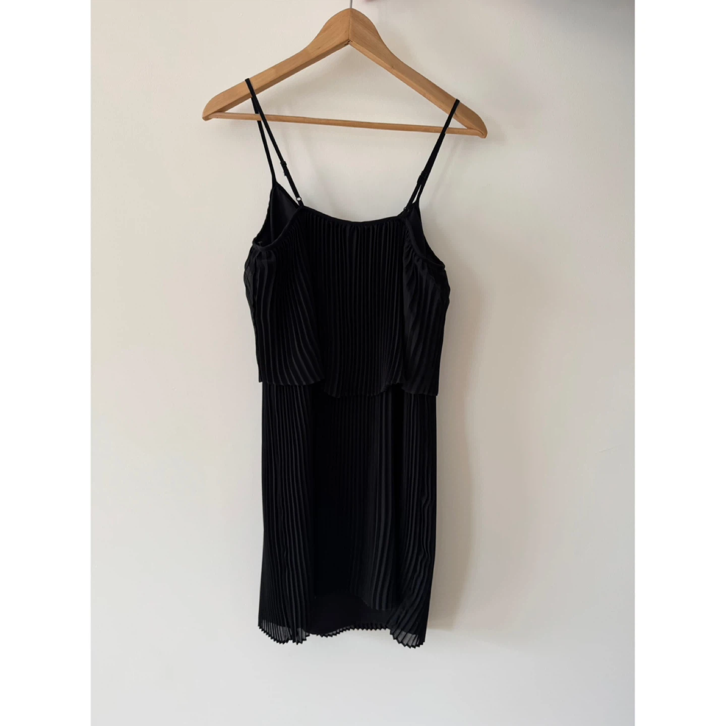 BCBGeneration Black Pleated Spaghetti Strap Dress XS - photo 2