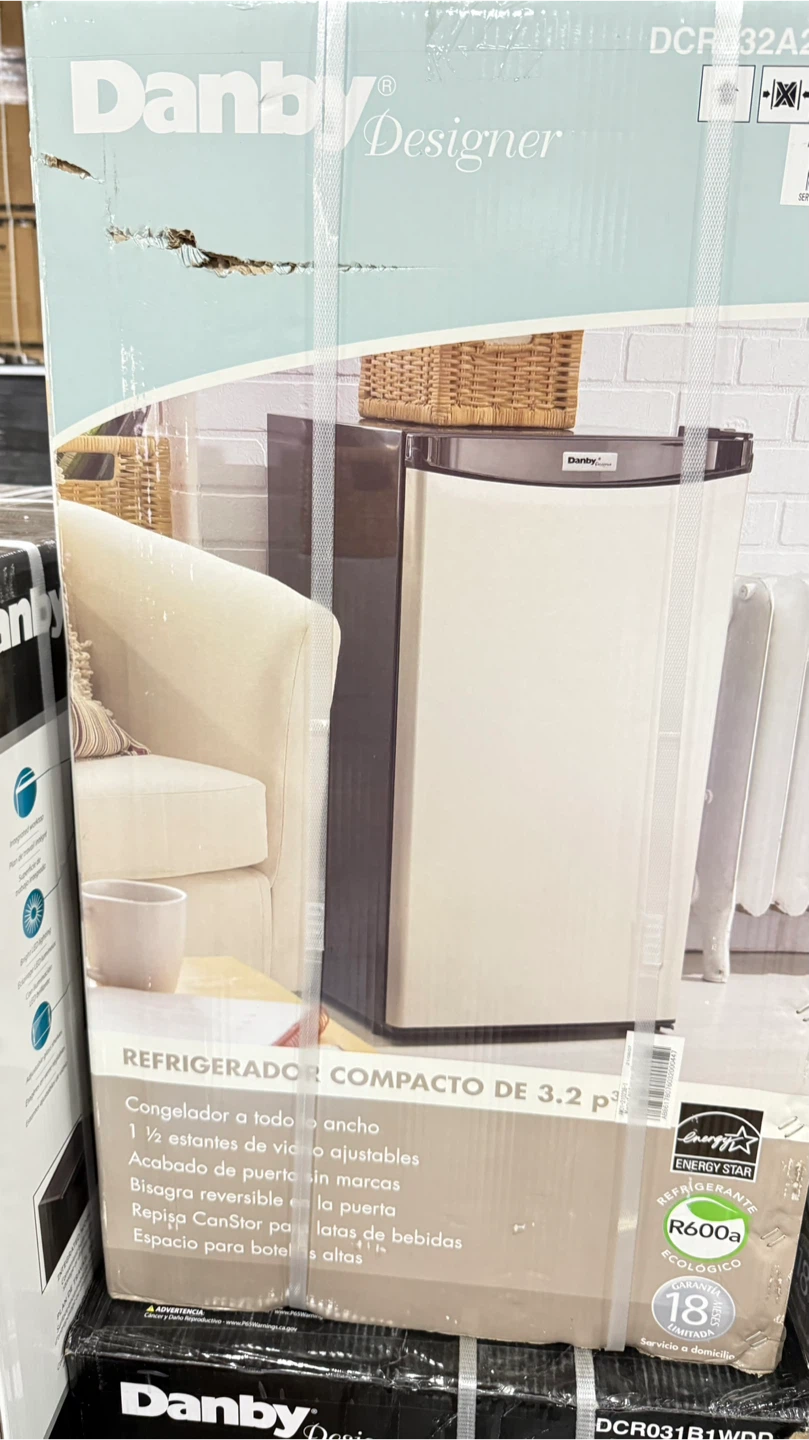 Danby Designer 3.2 cu. ft. Compact Refrigerator - photo 4