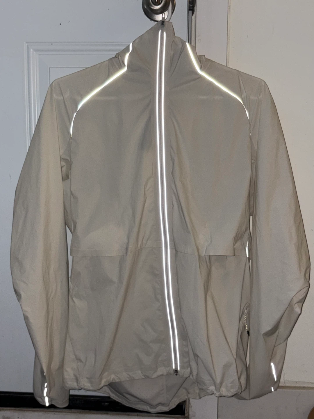 Lululemon Running Jacket, size M - photo 2