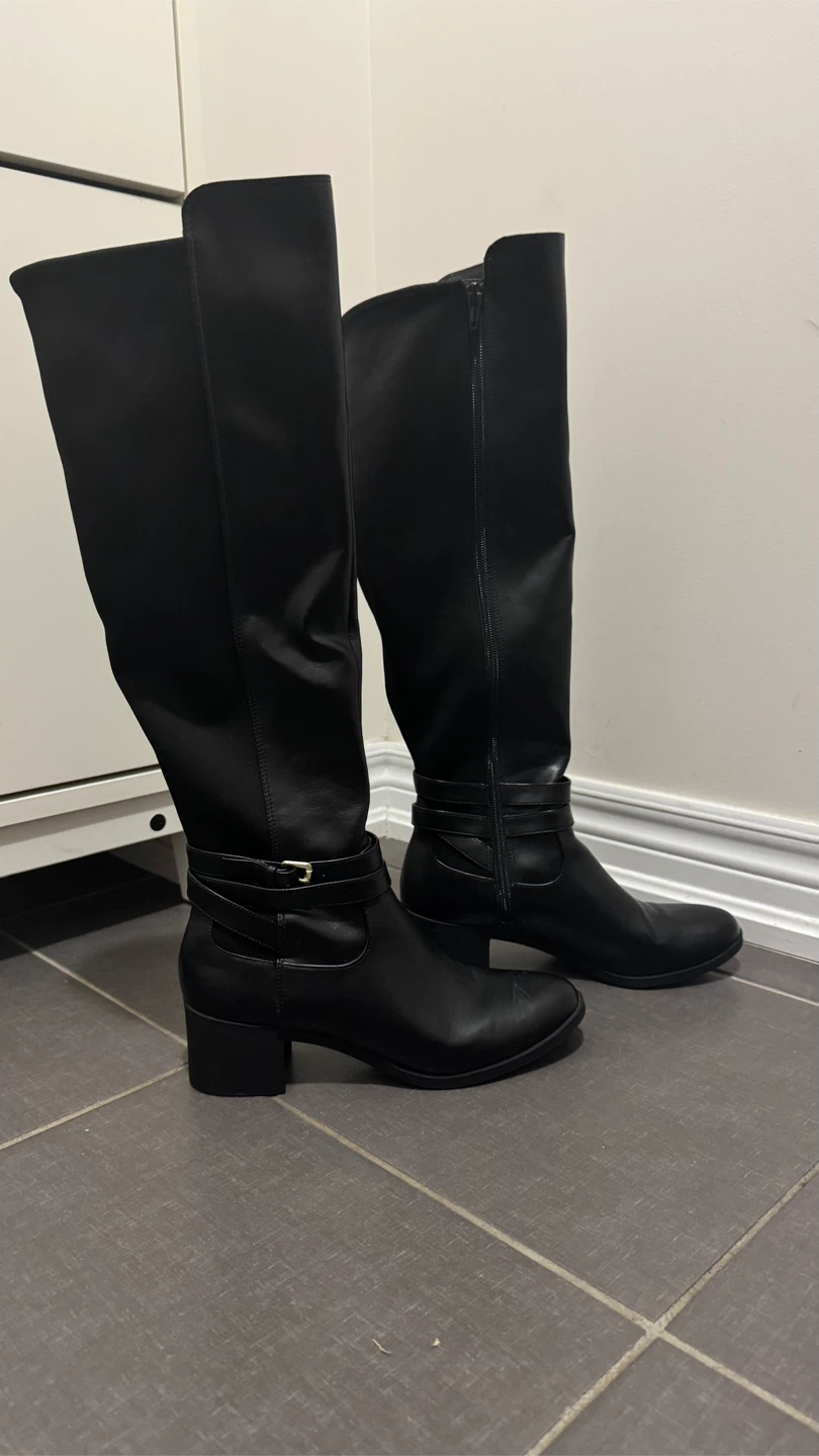 Black Knee-High Boots - Size 8 - photo 3