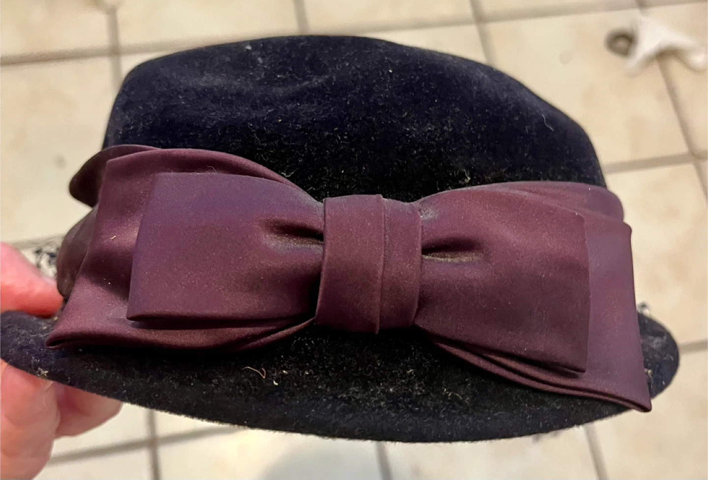 Grace Body Vintage Velvet Hat with Veil and Rhinestones - photo 4