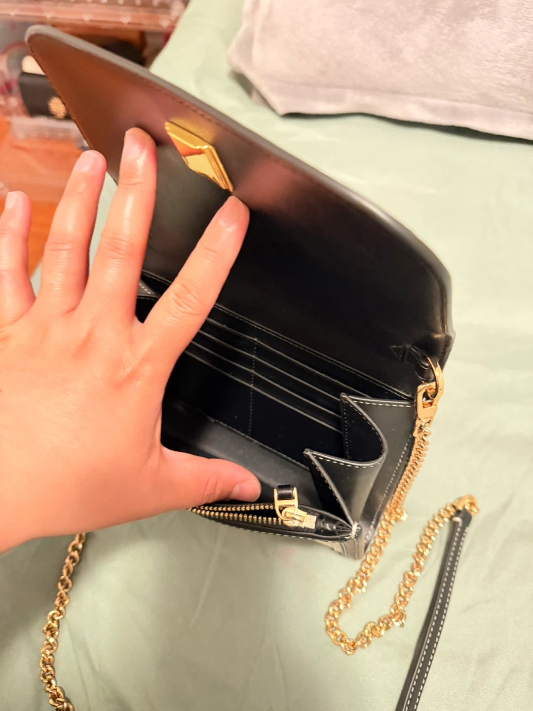 Tory Burch Kira Chevron Chain Wallet - photo 2