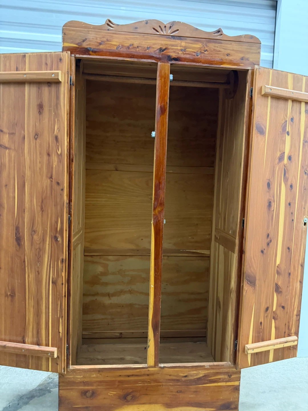 Vintage Cedar Armoire Wardrobe - photo 3