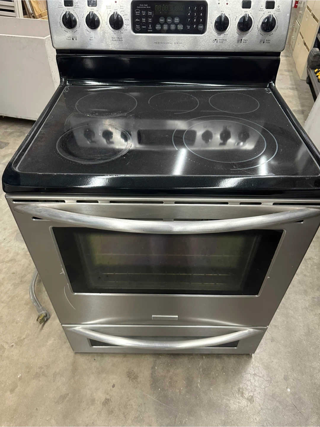 GE Electric Range - photo 2
