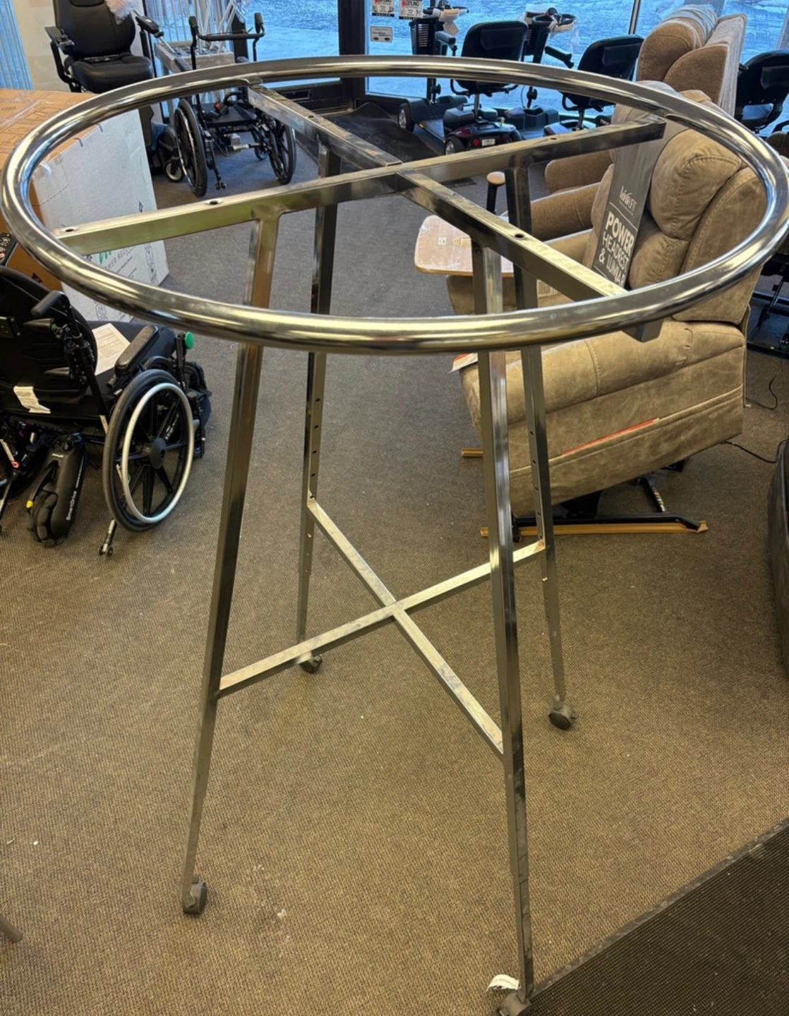 Round Garment Rack
