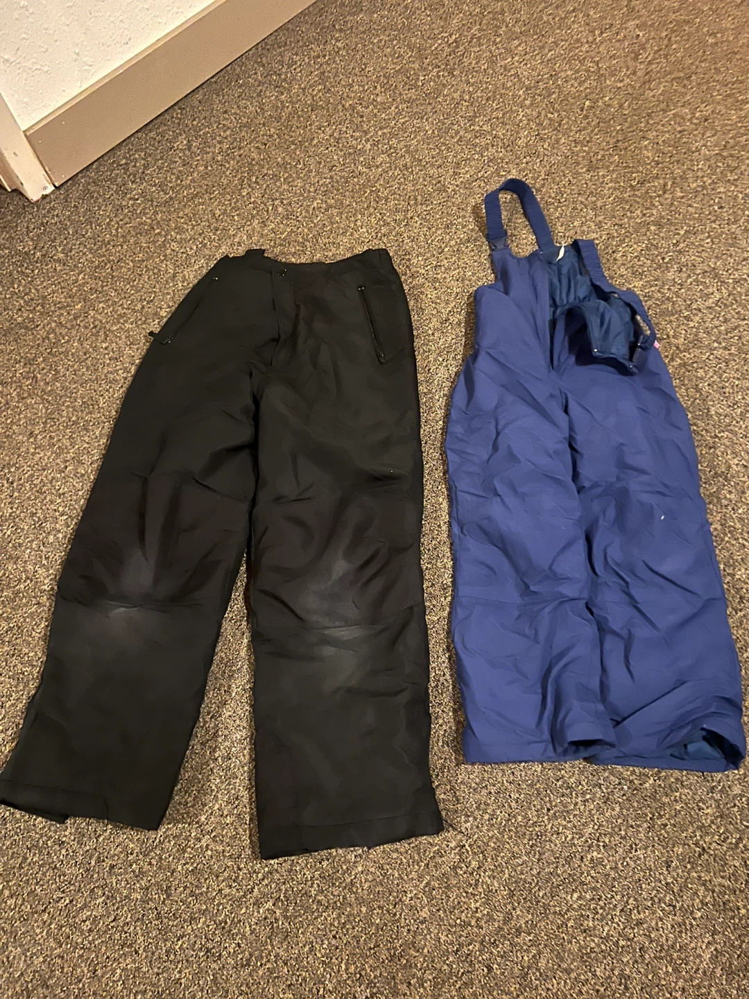 Verity of rain pants snow pants track pants and cargo pants - photo 4