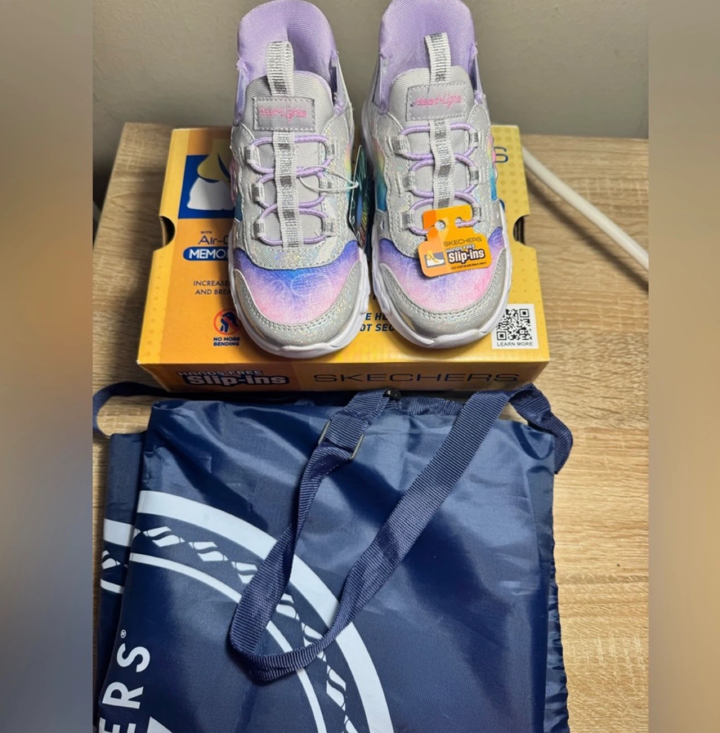 Skechers Girls' light up Slip-Ins Sneakers - photo 2