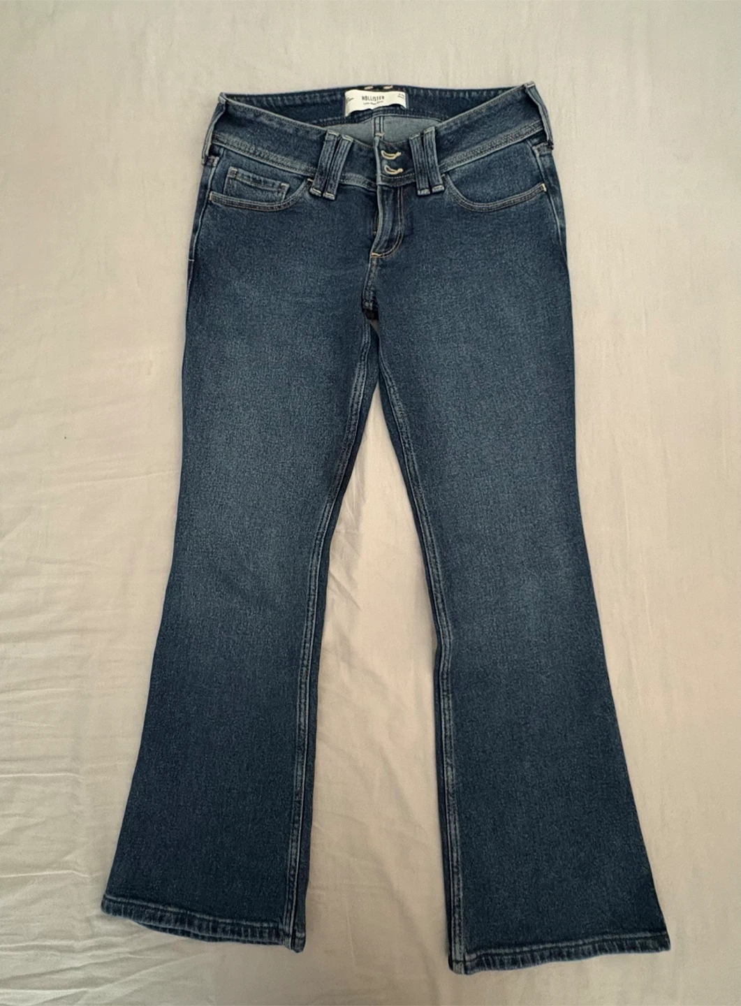 Hollister Low-Rise Boot Jeans