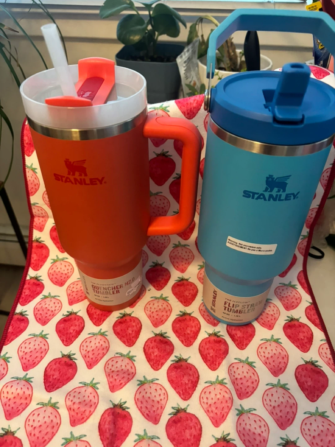 Stanley Quencher H2.0 Tumbler and IceFlow Flip Straw Tumbler