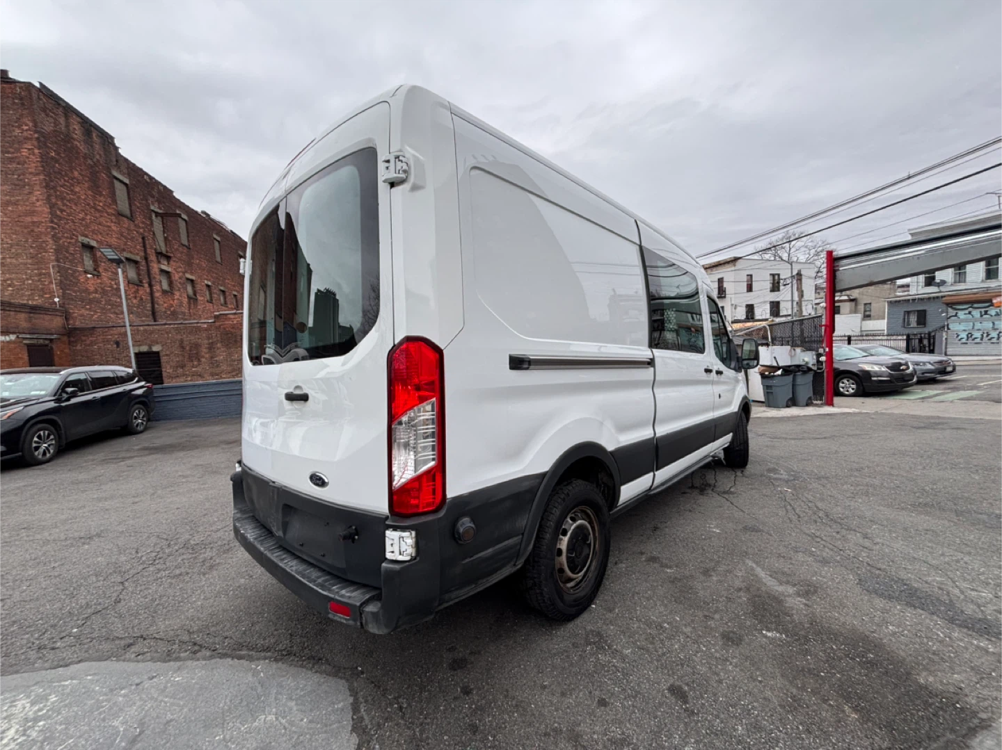 Ford Transit 250 Medium Roof 95K miles - photo 4