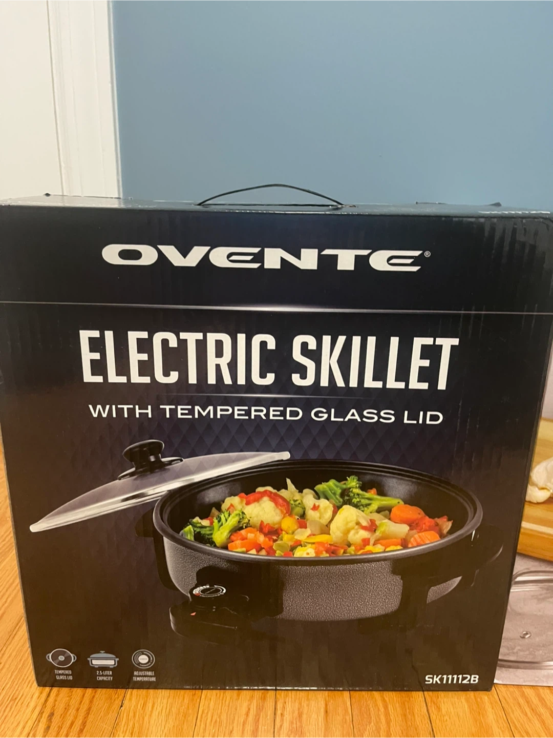Ovente Electric Skillet 12-Inch with Tempered Glass Lid
