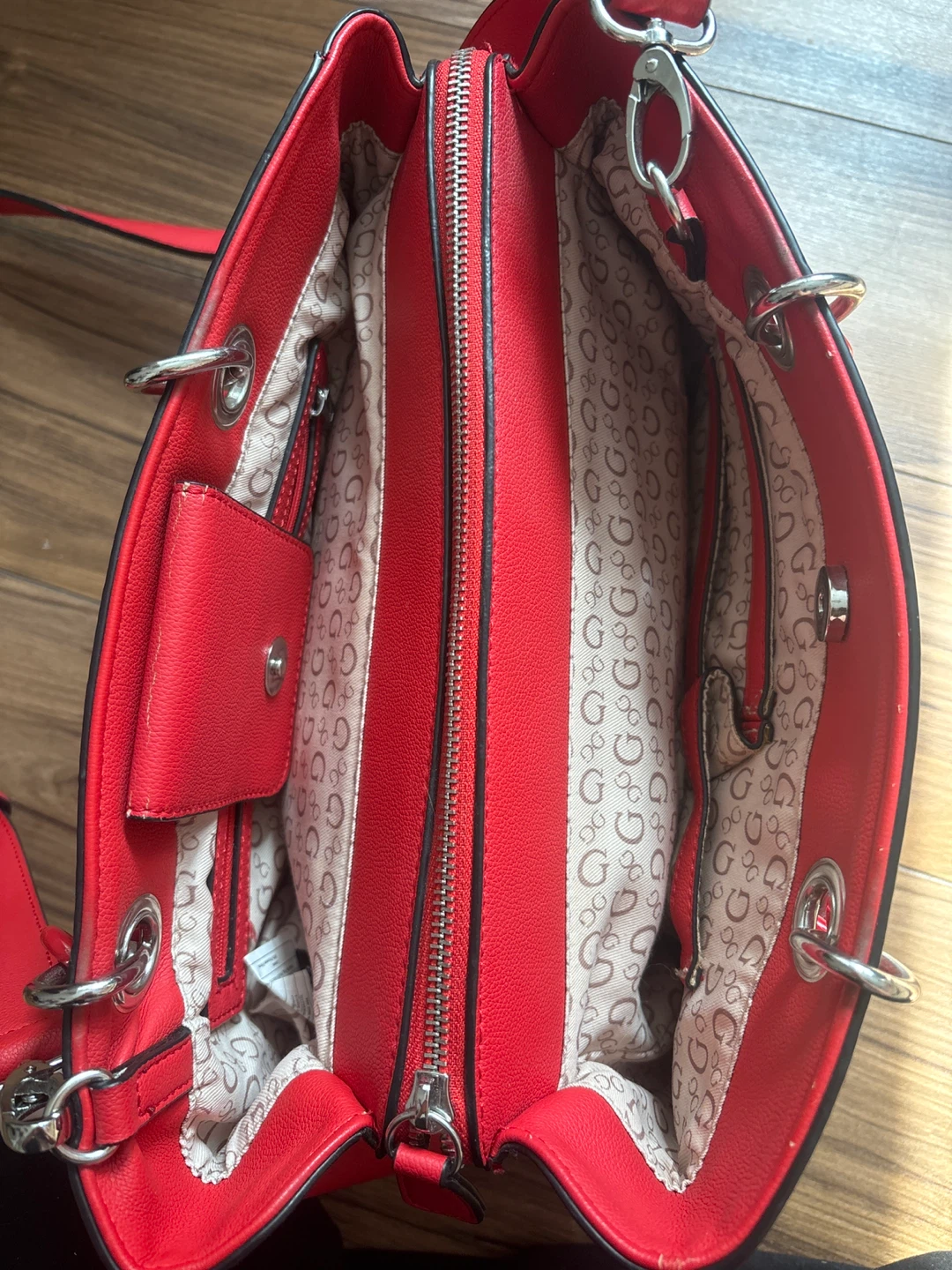 Red Guess Satchel purse - photo 2