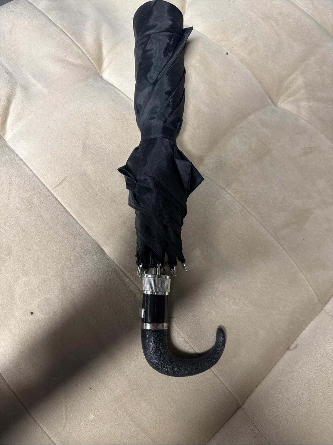 Black Folding Umbrella with J-Handle - photo 3