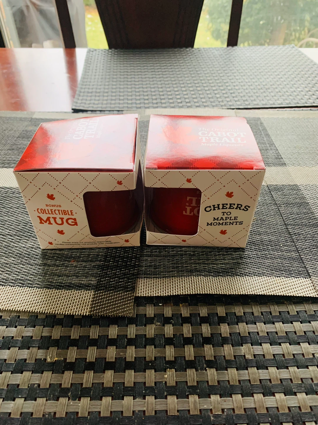 2 NEW Cabot Trail Maple Collectible Tin Mugs - photo 2