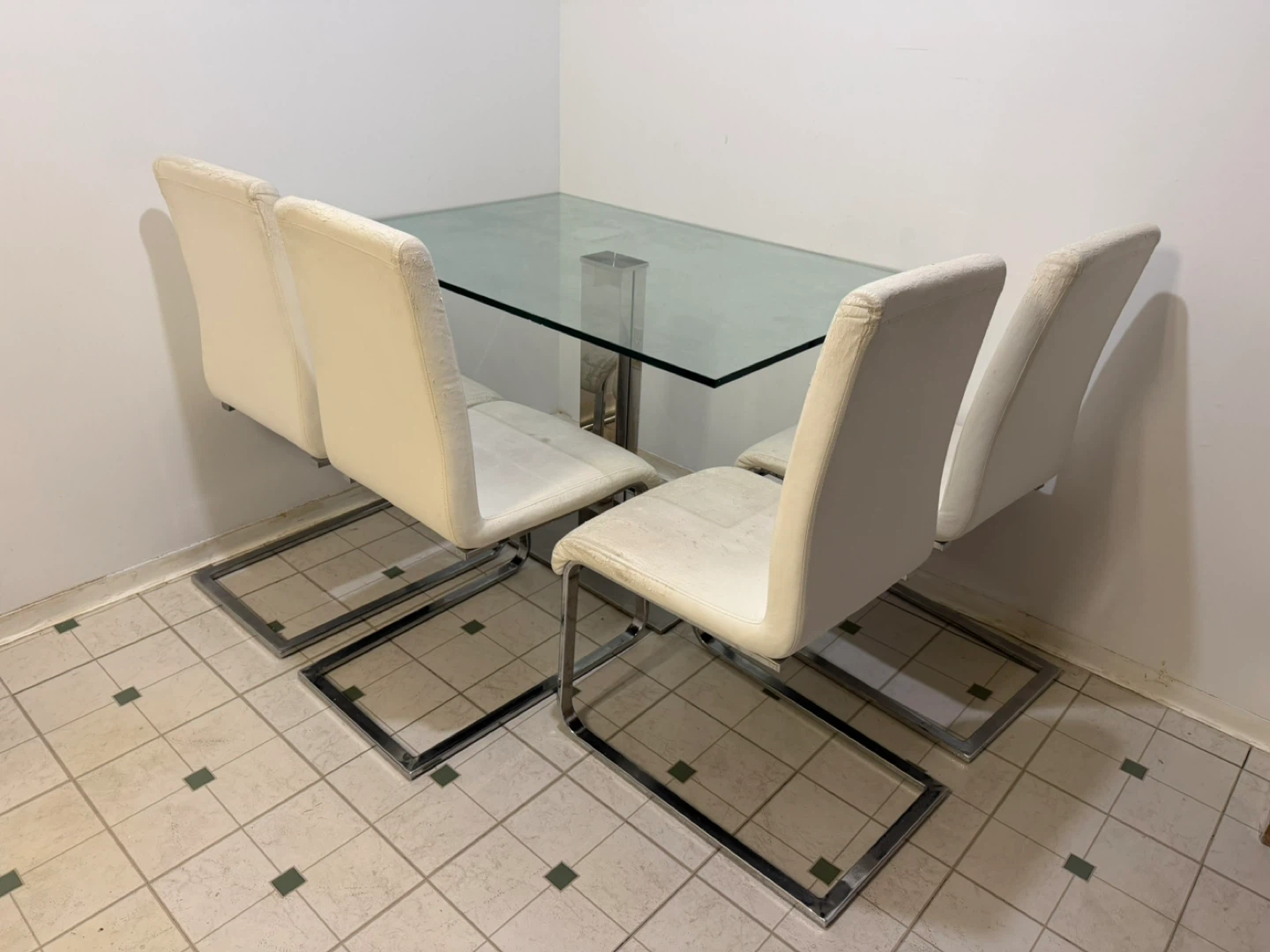 Glass Dining Table with 4 White Chairs - photo 5