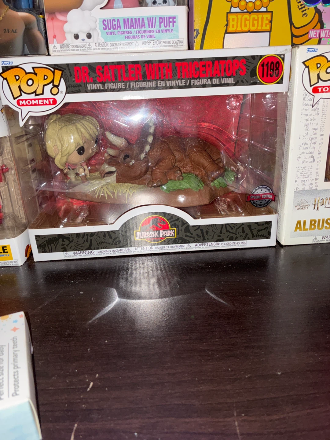 Funko Pop! Dr. Sattler with Triceratops #1198 Jurassic Park - photo 2