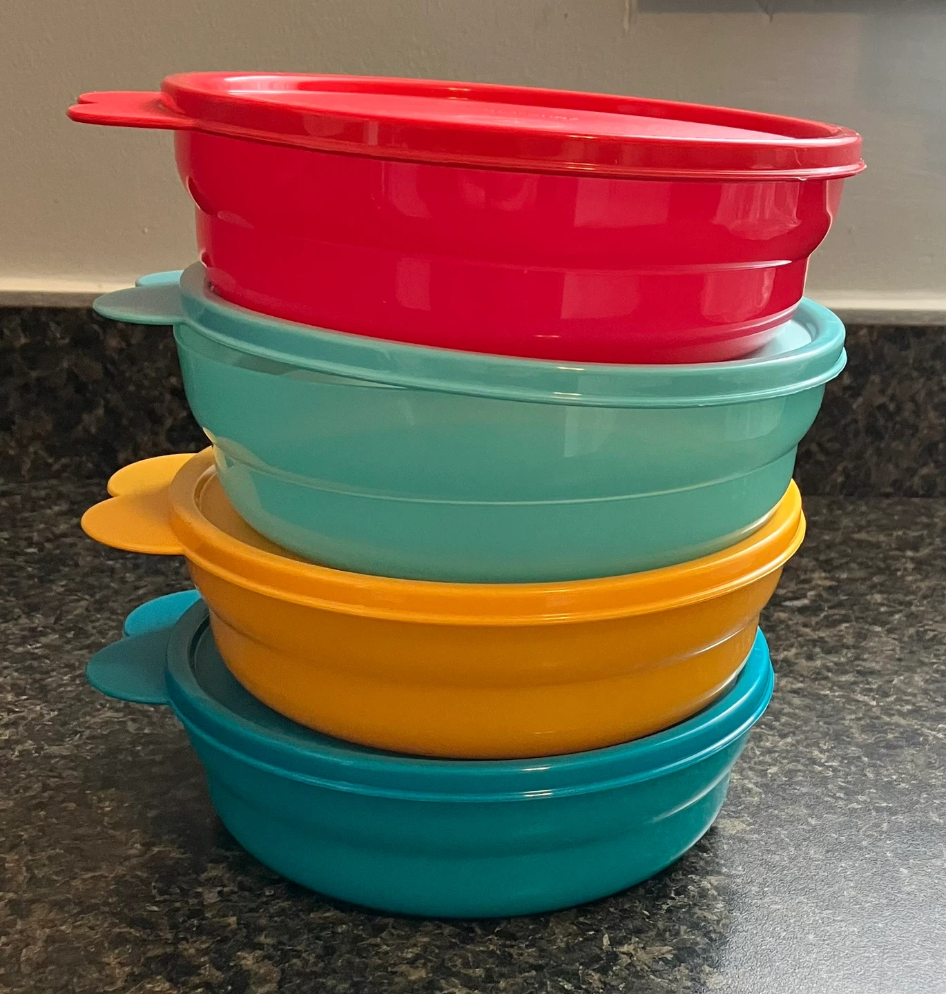 Tupperware Microwave Reheatable Cereal Bowls