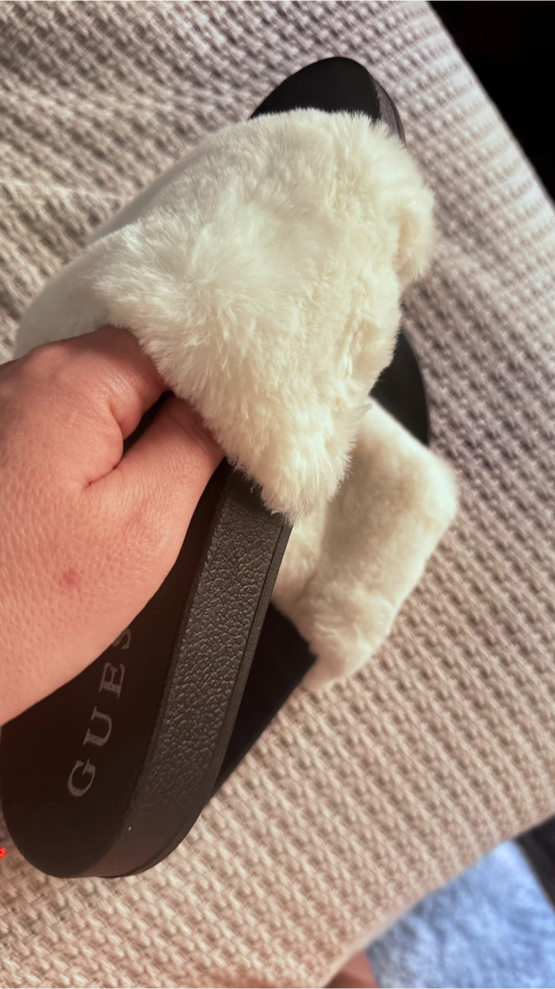Guess Women's Black Faux Fur Slides - photo 3