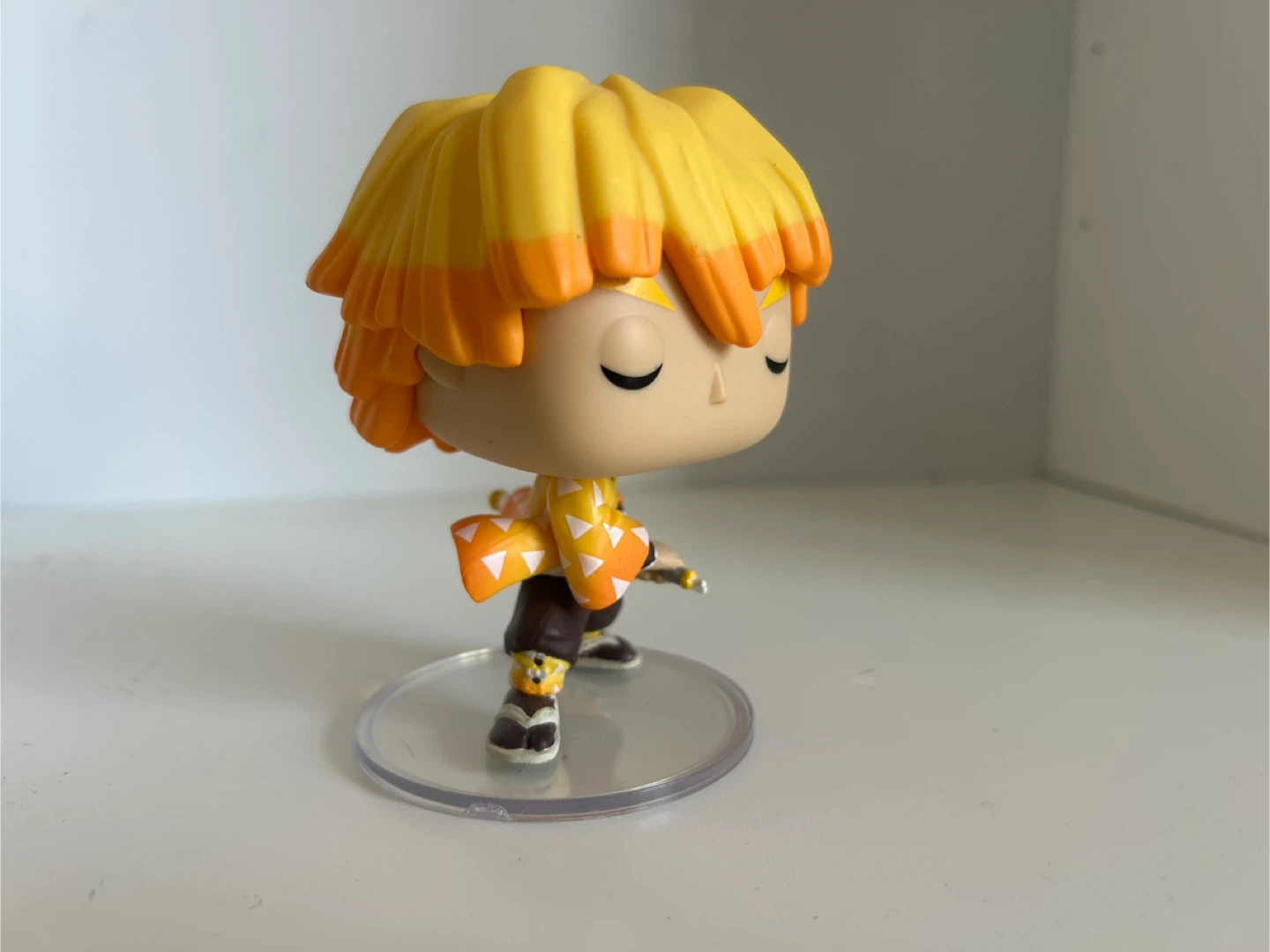 Funko Pop! Demon Slayer Zenitsu Agatsuma #869 Vinyl Figure - photo 3
