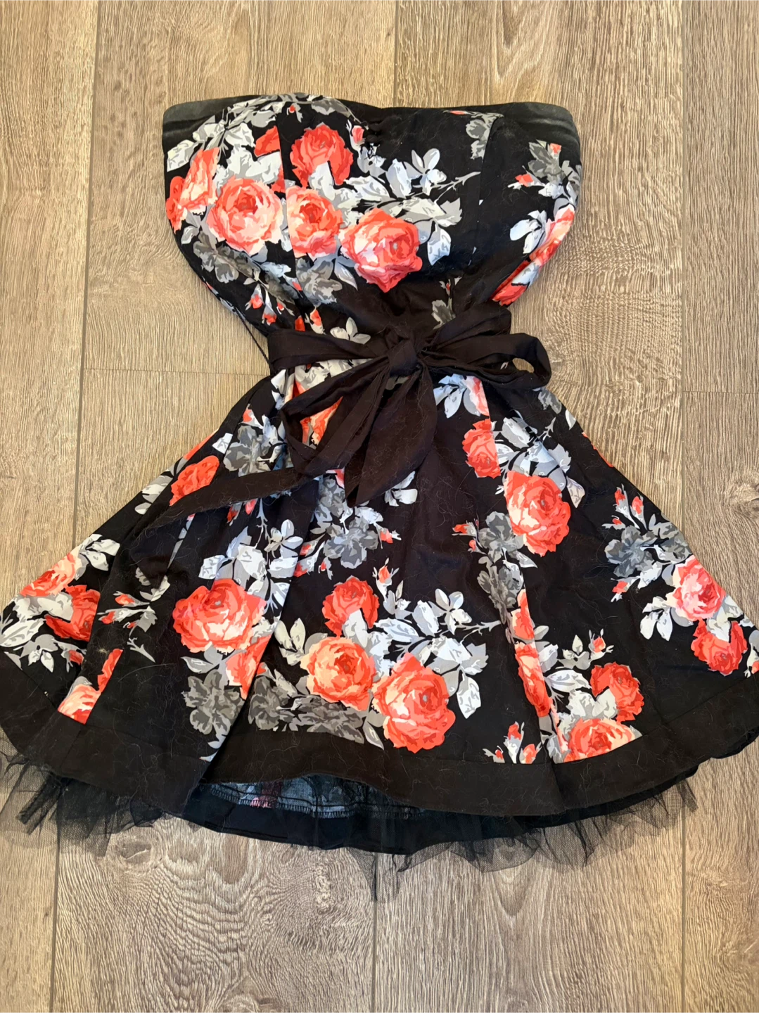 Black Strapless Floral Dress with Tulle Hem - photo 2