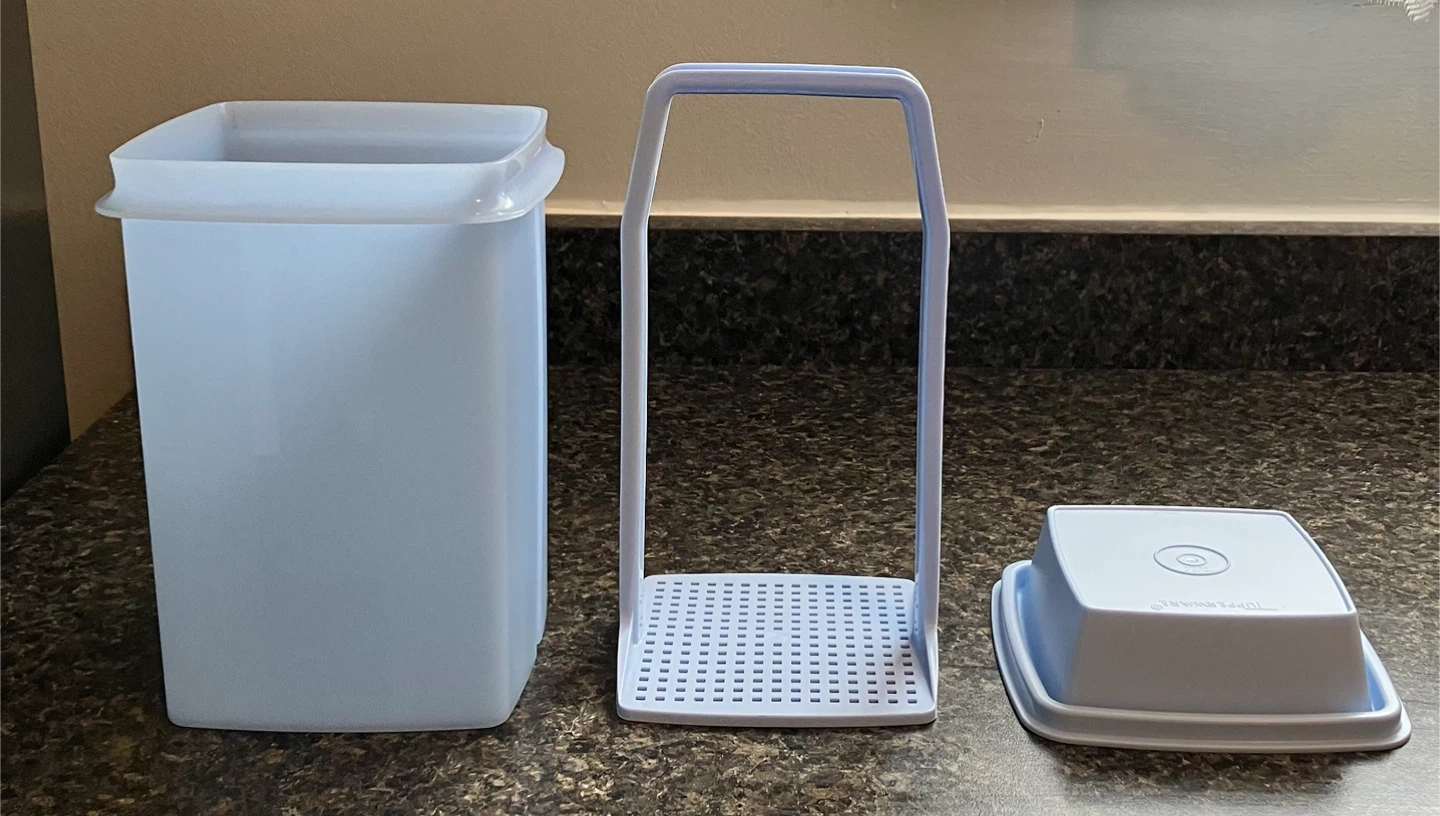Tupperware Pick-A-Deli® Container - photo 3