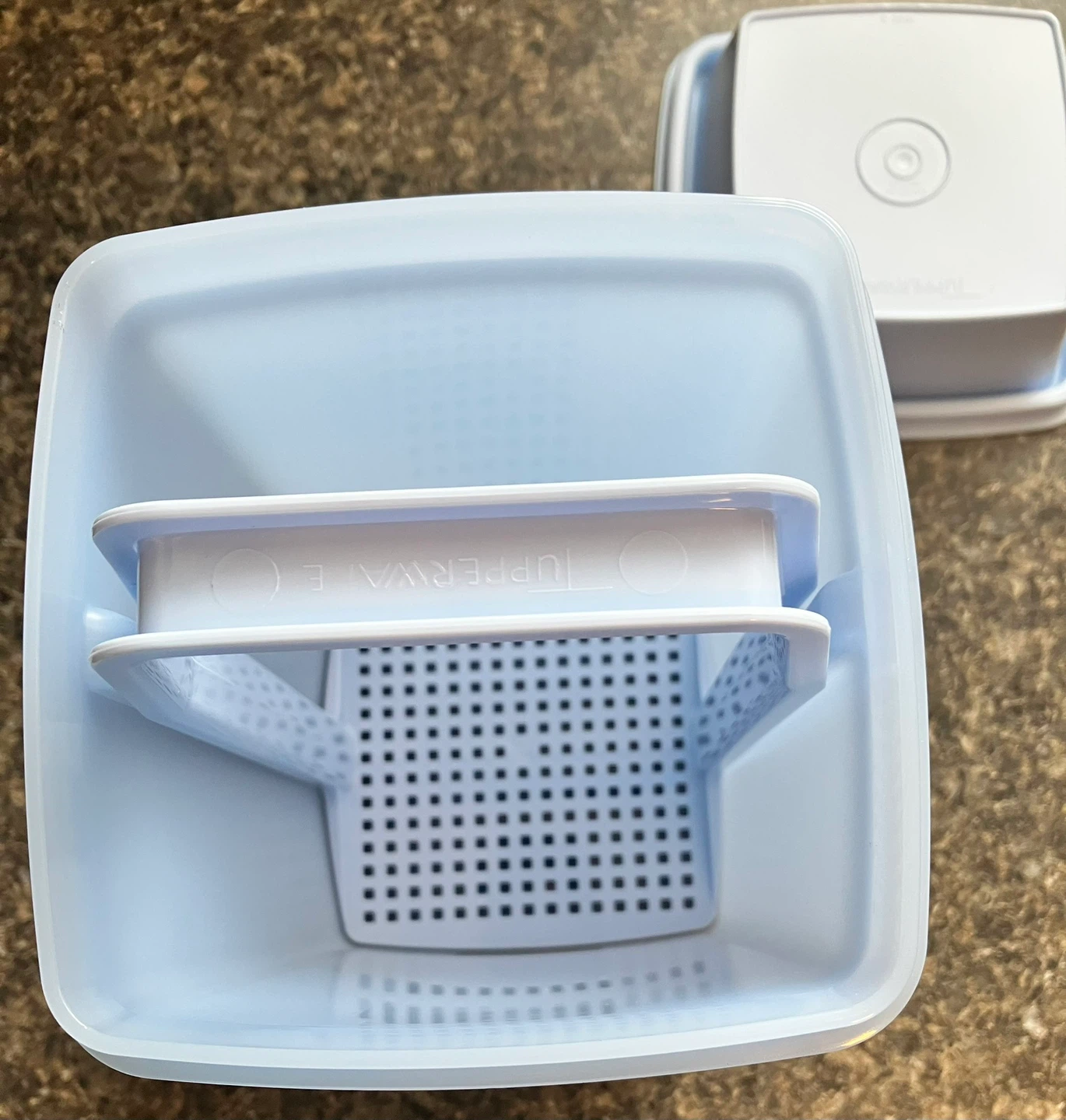 Tupperware Pick-A-Deli® Container - photo 2