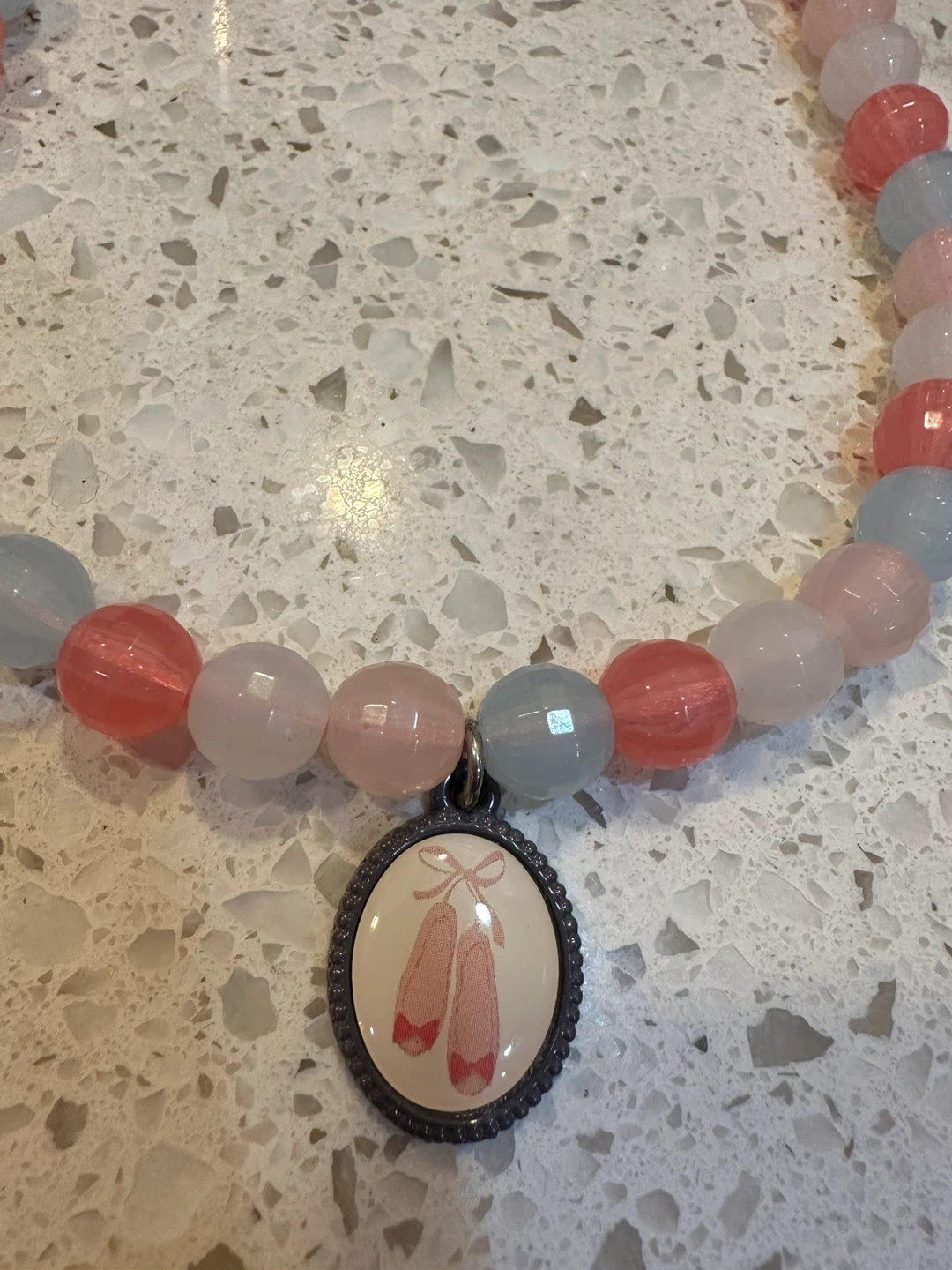 Stella and Dot kids baker necklace