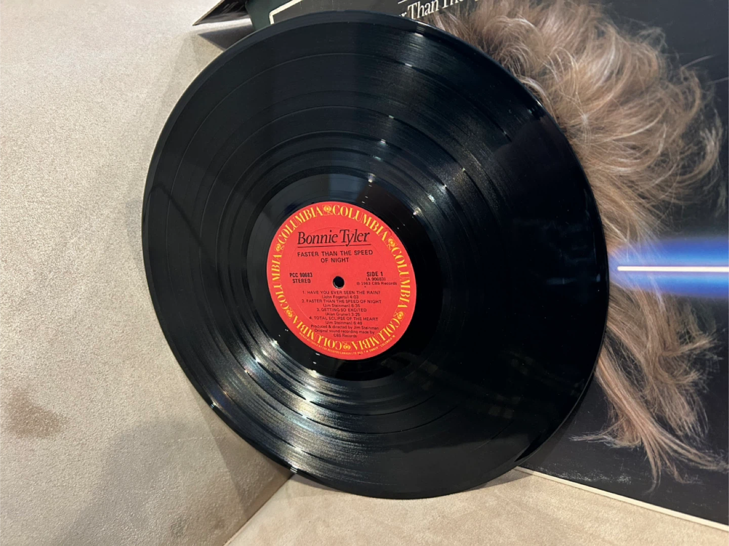 Bonnie Tyler Faster Than The Speed Of Night Vinyl Record - photo 2