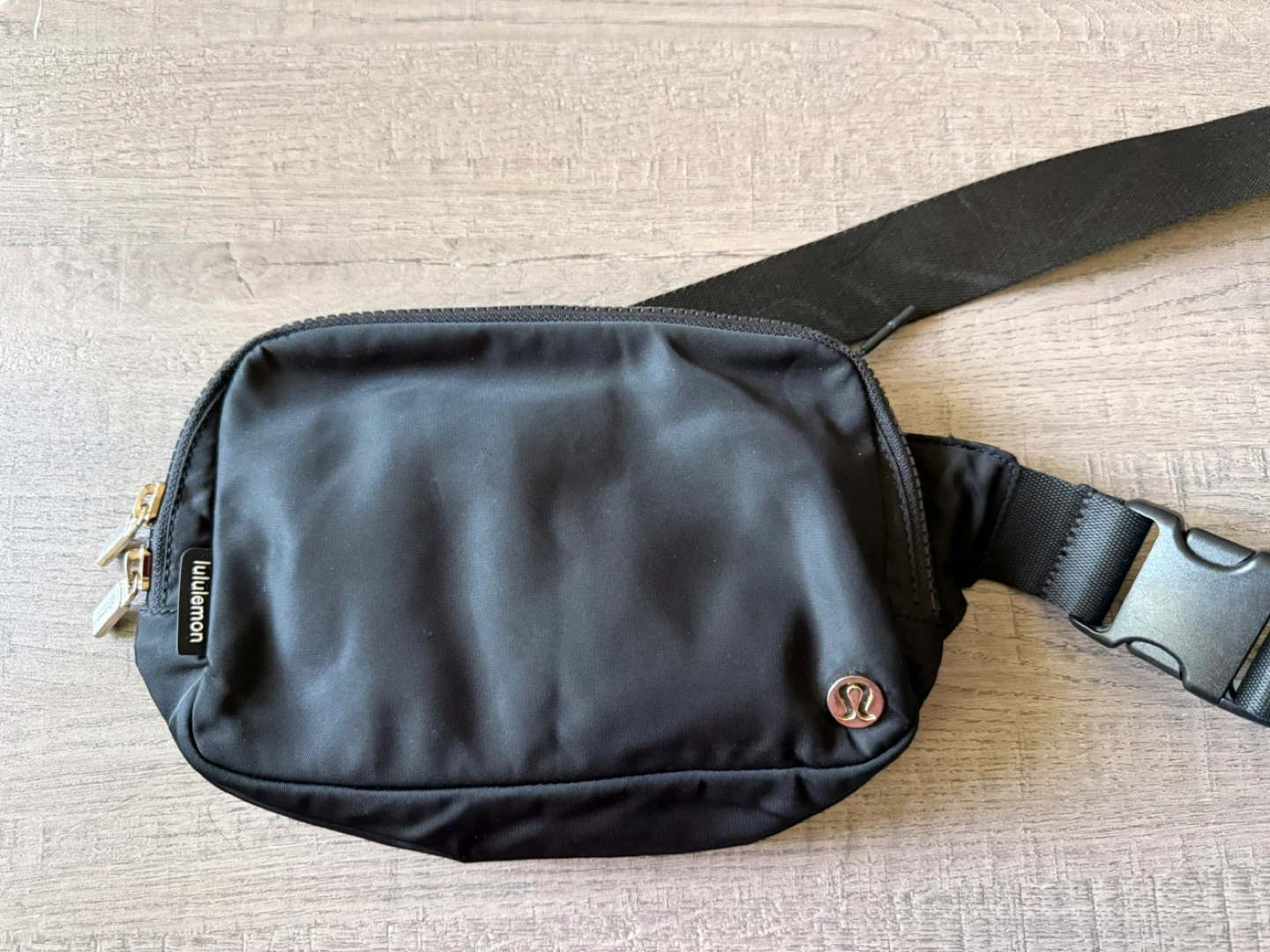 Lululemon Everywhere Belt Bag 2L