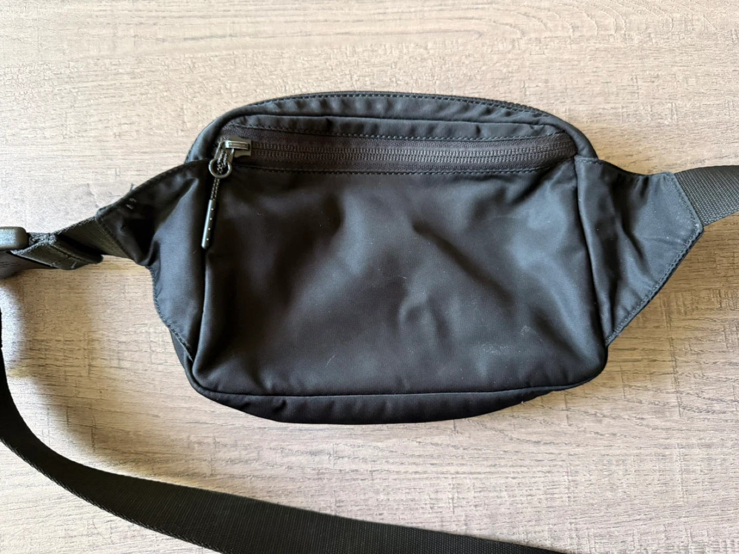 Lululemon Everywhere Belt Bag 2L - photo 2