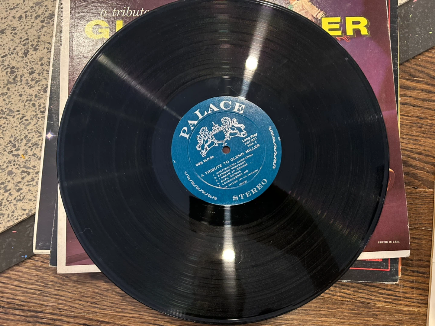 A Tribute to Glenn Miller Vinyl Record - photo 2