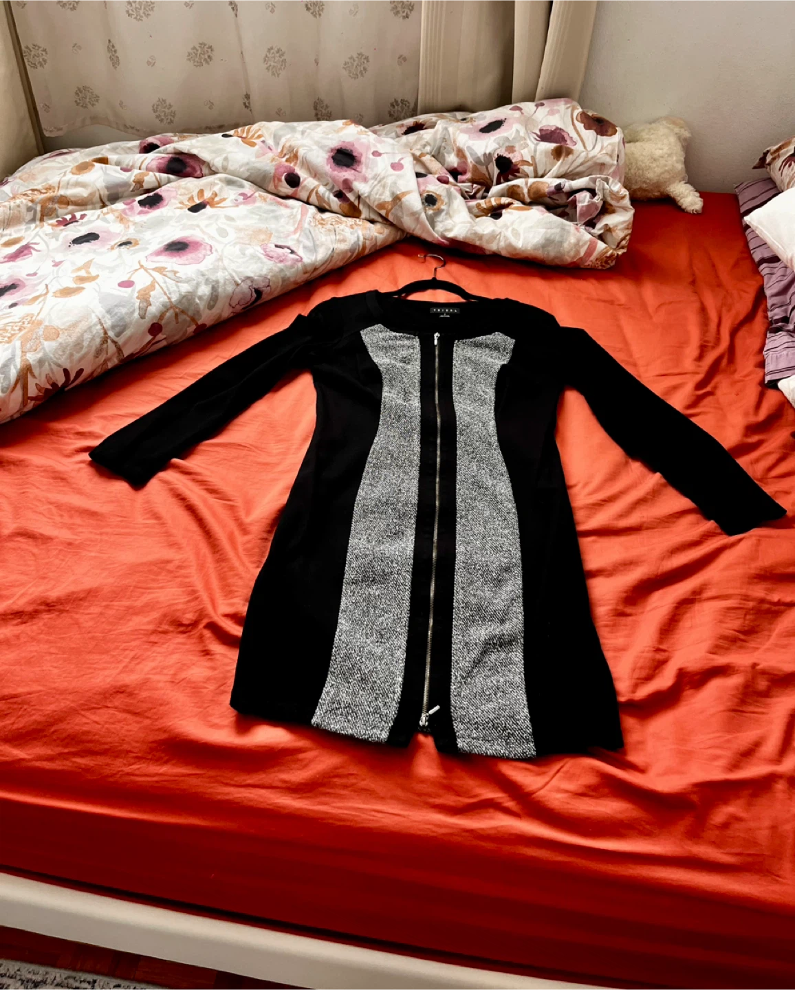 Tribal Black & Grey Zipper Dress Size 2