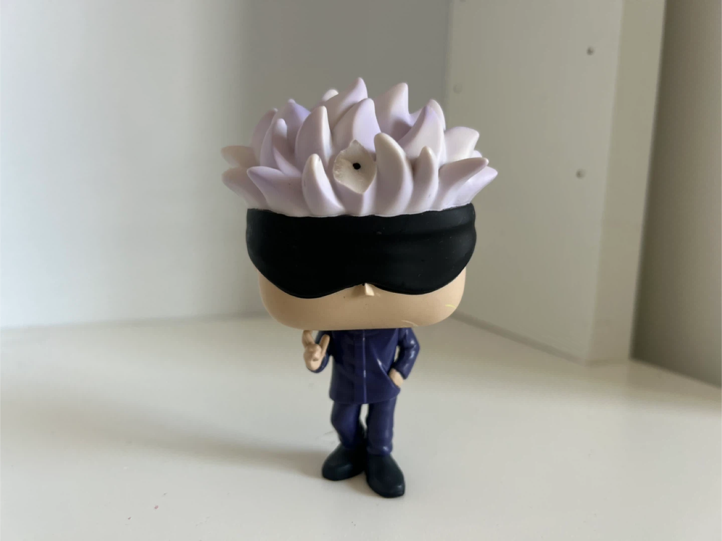 Funko Pop! Satoru Gojo Jujutsu Kaisen #1114 Vinyl Figure