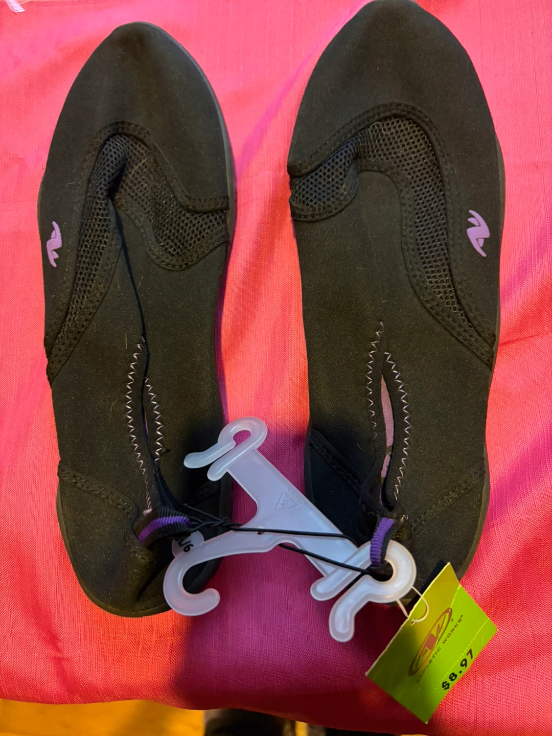 Athletic Works Water Shoes - Black - Size L(9/10) - photo 2