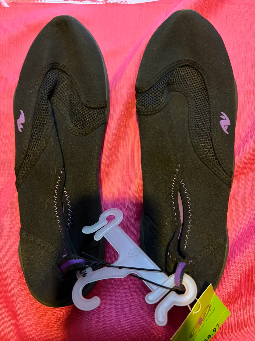 Athletic Works Water Shoes - Black - Size L(9/10)