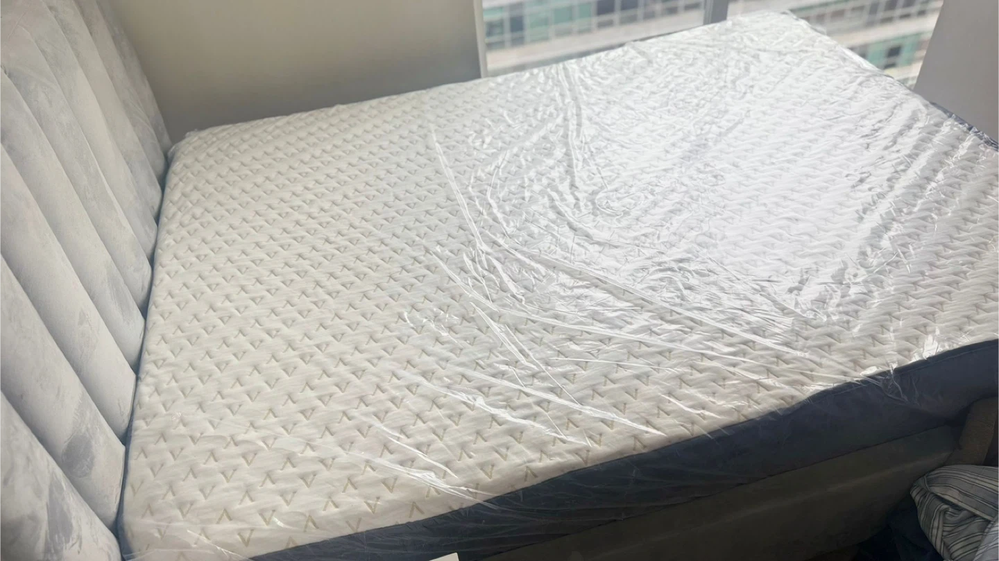 12" Queen Hybrid Mattress with Memory Foam