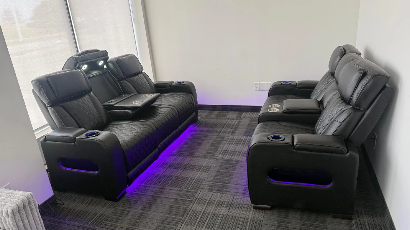 Black Leather Power Recliner! - photo 2